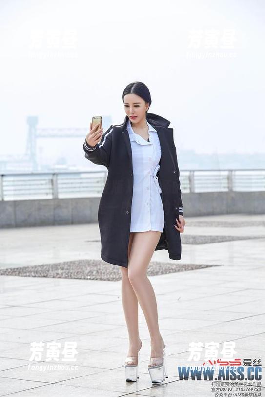 AISS爱丝(黄金版) - 欣杨的街角旅程：每幅美图都是一曲禁忌的浅吟低唱！