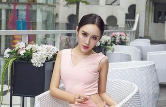 AISS爱丝(黄金版) – 索菲的渔色美图精选，偶尔让我错愕，却又让人不由得多关注一会儿。