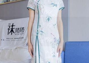 BoBoSocks袜啵啵 – 稚予的吊带肉丝图集，定制得我差点没把眼睛从屏幕上移开
