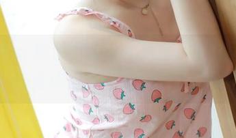 MFStar模范学院 – 大美妞儿灰丝写真，也许我该向我的袜子学习一下？