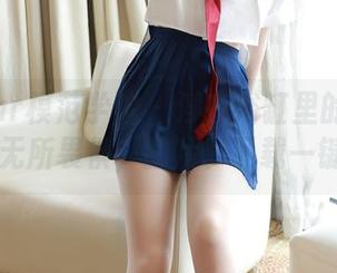 MFStar模范学院 – 浮在浴缸里的温心怡，感觉无所畏惧，图片、下载一键get！
