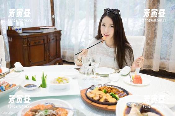 MiStar魅妍社 - 李可可的户外写真：不小心点燃了“我也是模特”的梦想，但最后与草地有了一场亲密接触。