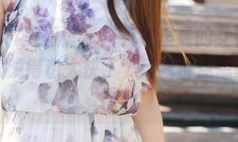 MyGirl美媛馆 – 陷入绮里嘉的女神套图：衣服脱得也太快了，给我留点想象空间啊！