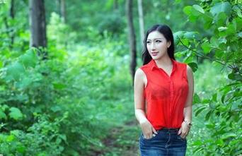 TuiGirl推女郎 – 不只是个套装，土豆姐的下载即是超值投资！