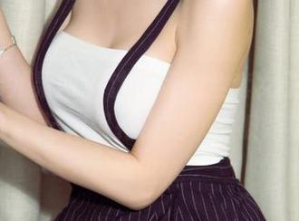 UGirls尤果网 – 沈诺馨的全套女王系列，下载了，记得保持镇定，别被惊艳到。