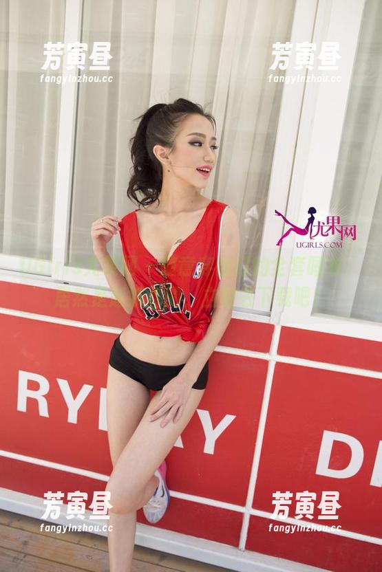 UGirls尤果网 - 随意穿出门的全套睡衣，居然是赵娜娜的，立刻去下载吧！