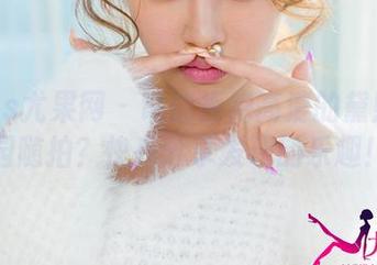 UGirls尤果网 – 谁能拒绝高清的黛熙儿校园随拍？快来分享发现的乐趣！