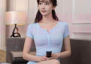 Xiuren秀人网 – 看姗姗就打奥特曼的套装，竟然让我开始反思自己的衣柜，满满的负罪感。