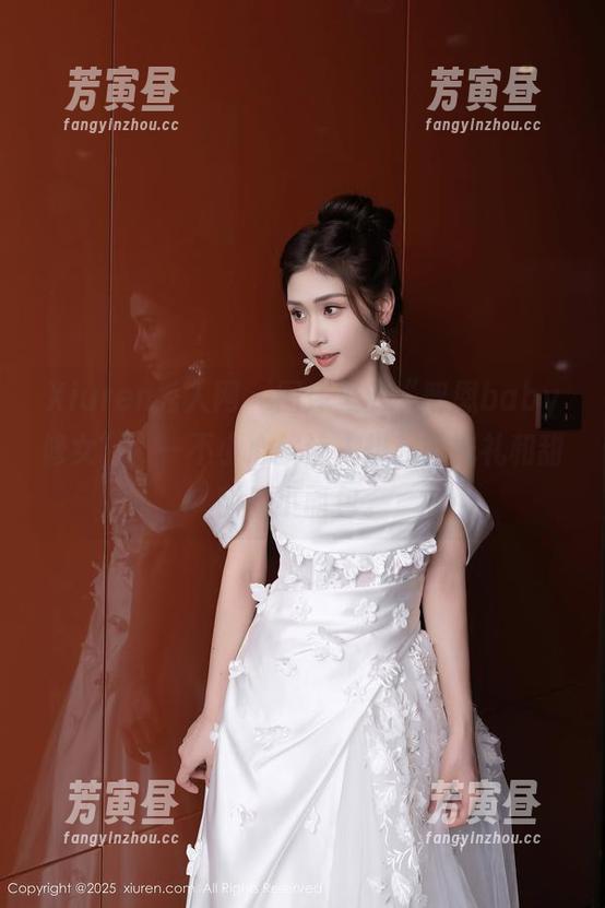 Xiuren秀人网 - 图库里的“智恩baby修女”，一不小心就让人想起了洗礼和甜甜的小面包。