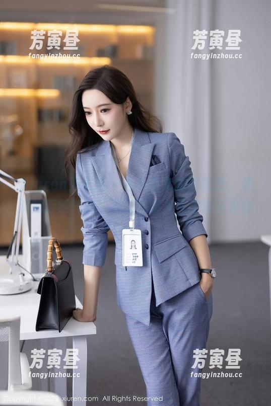 Xiuren秀人网 - 在林文文的图包里，满满的厨娘气息，不知道该关注菜谱还是她。