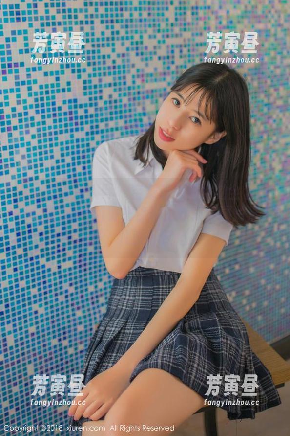Xiuren秀人网-玉兔miki Xiuren秀人网 - 空乘制服美女的全套写真,玉兔miki要把你带上云霄(图片准备好,几张可变吗)