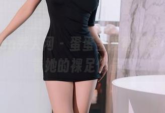 Xiuren秀人网 – 蛋蛋宝发福利啦，快来看她的裸足作品！