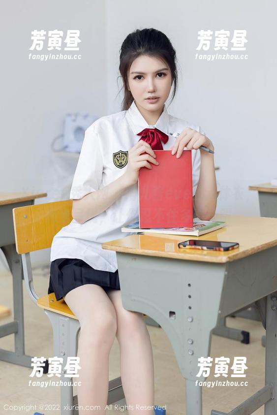 Xiuren秀人网-雨儿酱eve Xiuren秀人网 - 雨儿酱eve的连体衣,高清呈现,让你忍不住多看几眼