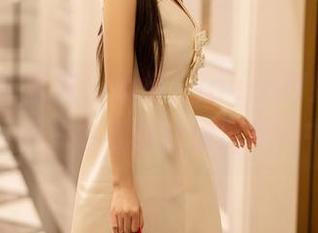 YouMi尤蜜荟 – 黑色，laura阿姣的作品集阿，不一会儿就让你沉醉其中了。