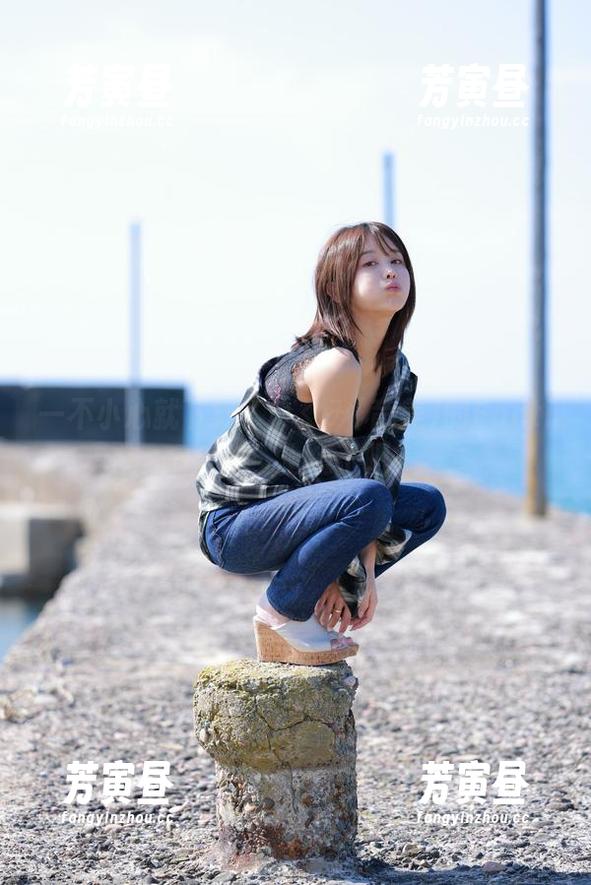 一不小心就下载了いくみ(育美)的Fantia全集，上瘾了吧？