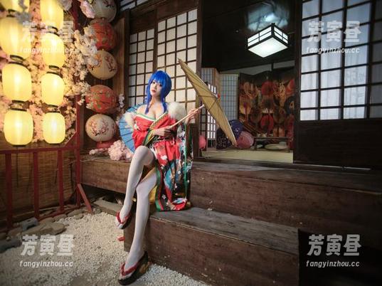 说真的，一米八的大梨子的图包里这礼服，更新得我心里的小船都快翻了。