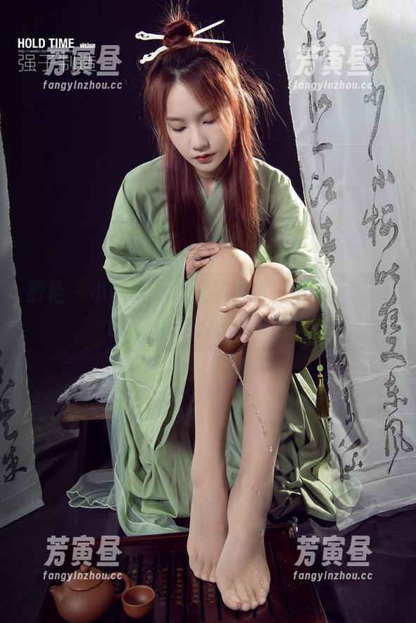 丽柜-小璐璐 丽柜 - 小璐璐的职业装合集,谁说上班只能是一成不变的灰色?