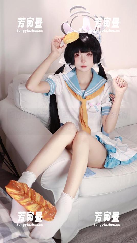 原图福利公开，五更百鬼的秘书角色玩得真好玩