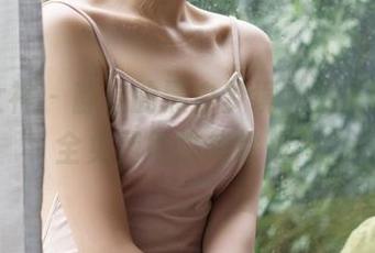 克拉女神 – 静宜的黑白梦境，今天让我们全免费地挑战常规！