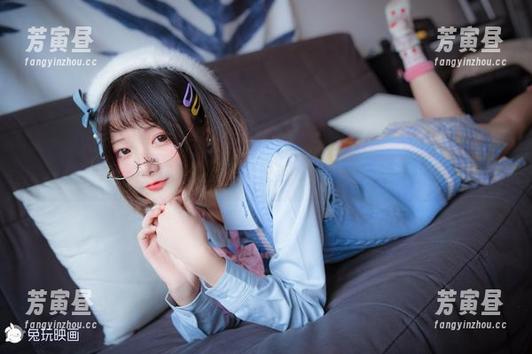 兔玩映画在线见：兽耳娘毛衣的尴尬与美丽并存