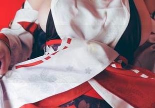 cos和照片的完美结合，冲田凛花rinka带你游历贝尔法斯特！