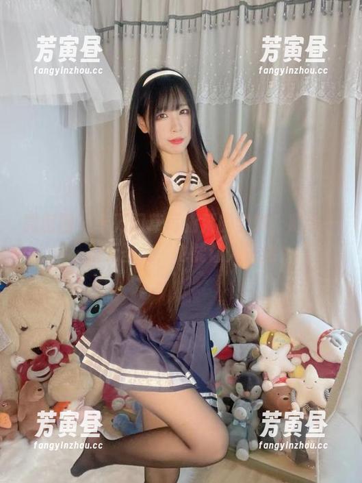 微密圈 - 十万口草莓粥粥的学妹，随手一拍无圣光，也能让人沉迷