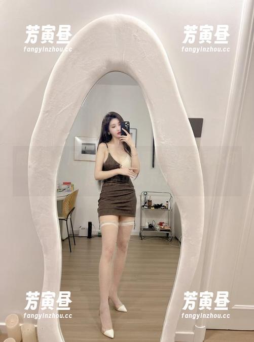微密圈 - 周妍希的浴室精选，内购无水印，居然还可以不打滑