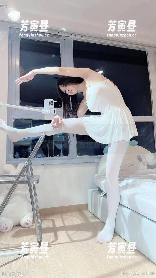 小萌子 微密圈 - 小萌子又来了!兔女郎加持,免费图包别说我没提醒你