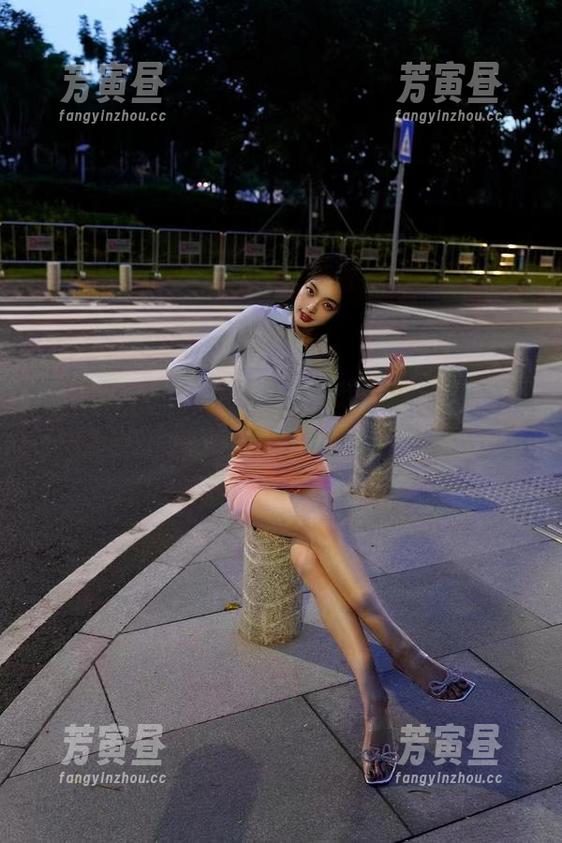 微密圈 - 徐珺大哥游泳没想到的瞬间，一本泳池写真合集