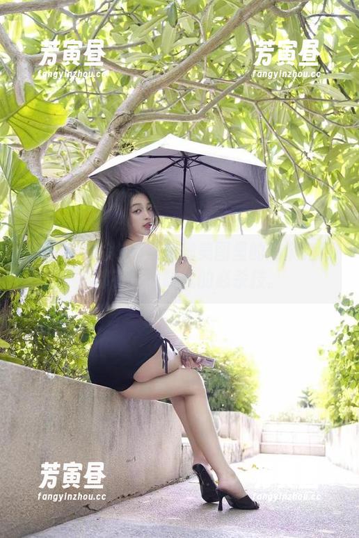 微密圈 - 徐珺大哥瑜伽美图里的每个角度，都有在偷瞄我的必杀技。