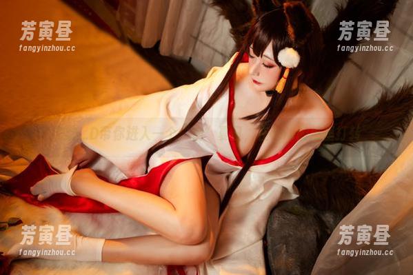 念念_D带你进入一个“伪”夏日，在cos的堆里打转