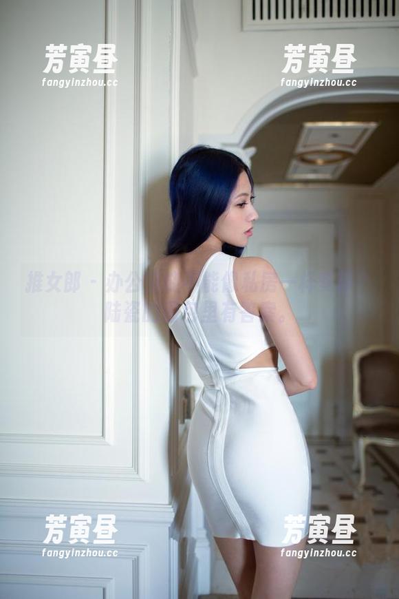 推女郎 - 办公室能不能像私房一样安静？陆瓷的图包里有答案。