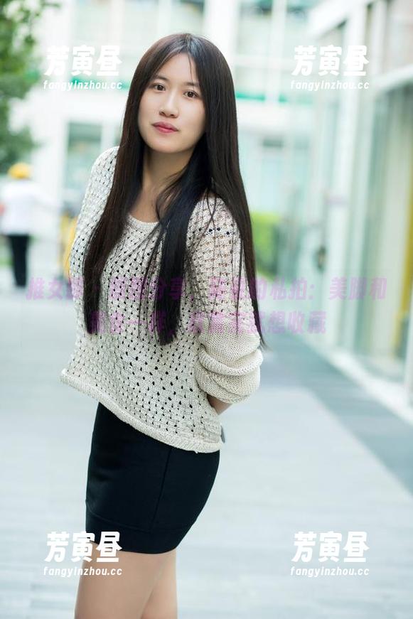 推女郎 - 原图分享，陆瓷的私拍：美脚和美食一样，欣赏完就想收藏