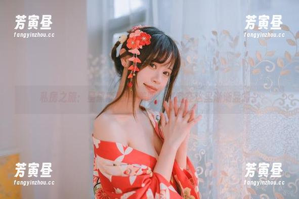 私房之旅：星黛鹿鹿i的美图，秘密在这里渐渐显露。
