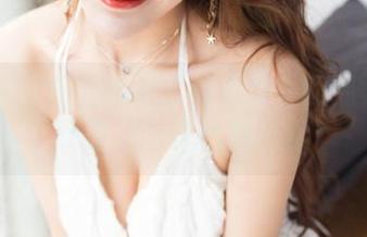 果团网 – 夏天的微风和通灵儿的温柔私拍，简直无与伦比的搭配。