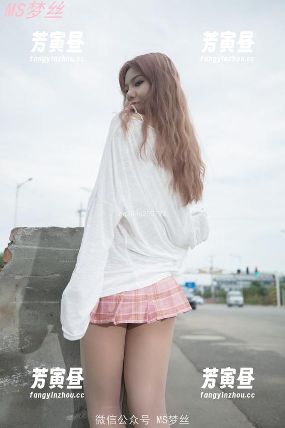 梦丝女神 - 乔儿的双人写真，分享这坨纠结的气氛吧