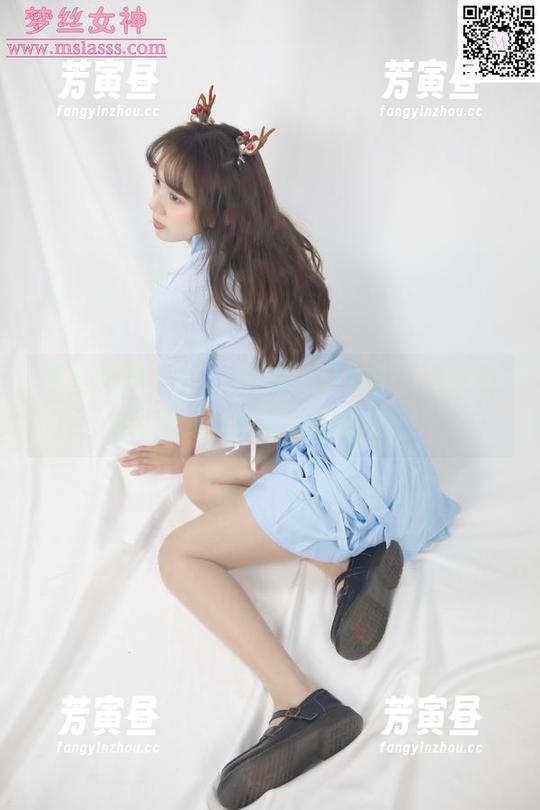梦丝女神 - 見證！晓晓这薄袜子，居然引发了我对丝袜历史的思考……
