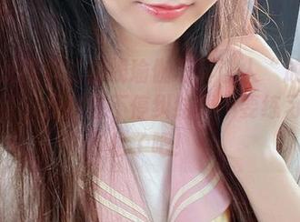 网友说樱群的在线瑜伽写真让人“放松”，我说，是我在不停纠结要不要练习而放松了吧！