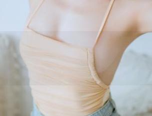 啧啧，汪知子图包：天台风景独好，别说我什么都没说哦。