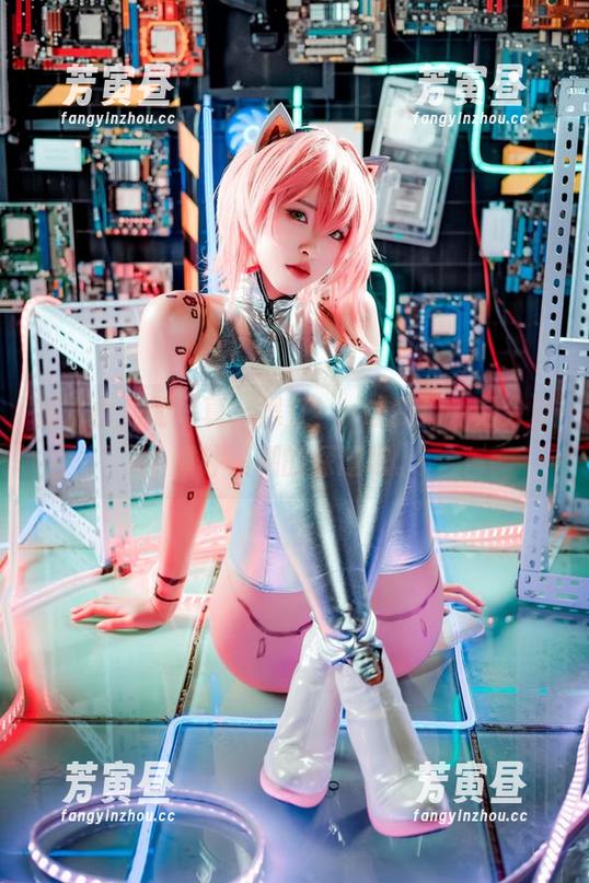 清水由乃的写真，黑江雫，让我们一起分享那种模糊的深邃吧。