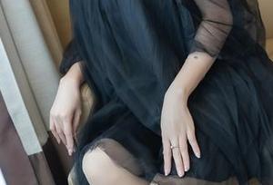 爱蜜社 – 嘘，张思允内衣私房作品，像是在跟我说情话？