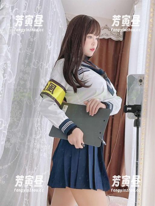 白烨烨 白烨烨:肉丝写真分享,究竟有多“滑”?