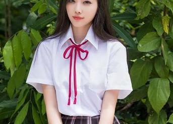 秀人网 – Miko酱的高跟鞋写真集，真相是：她的鞋子比某些人的智商高！
