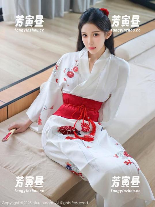 秀人网 - 图见奈汐酱nice的夏日传奇—又是个不务正业的时刻。