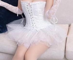 秀人网 – 小九月的美图图集，一次性直击我神经的自恋狂欢。