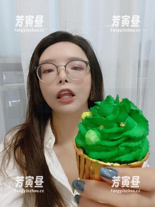 图库分享，谁不会在秋和柯基的高跟鞋流连忘返？不敢说，也得说