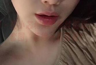 微密圈 – 童小芯和她的黑丝游戏：原图与套图，值得一看再看！