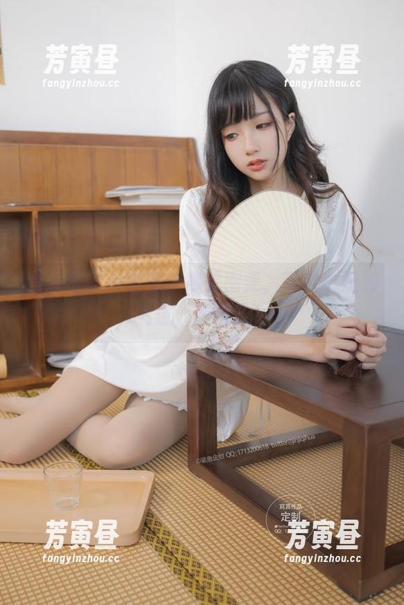 紧急企划-小婕 紧急企划 - 定制个裸足图集,带着小婕的气息,醒悟了!