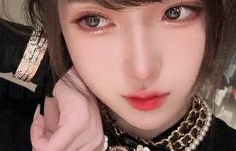没错，腐团儿Ikaros和她的蕾姆写真集就在你面前，更新也太肆无忌惮了吧！