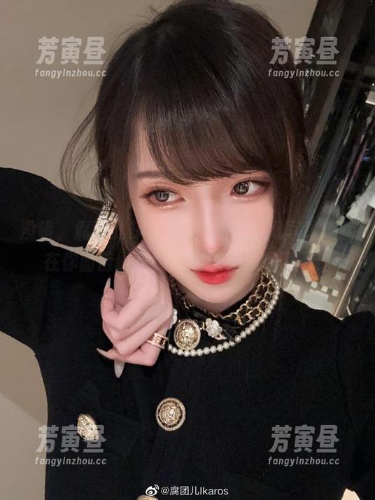 没错，腐团儿Ikaros和她的蕾姆写真集就在你面前，更新也太肆无忌惮了吧！